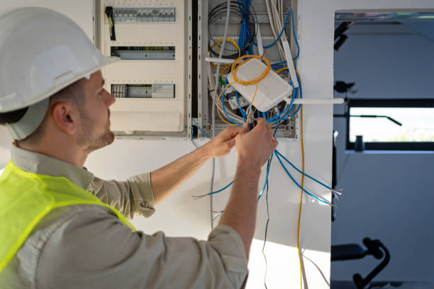 Best Affordable Emergency Electrician  in Staunton, VA